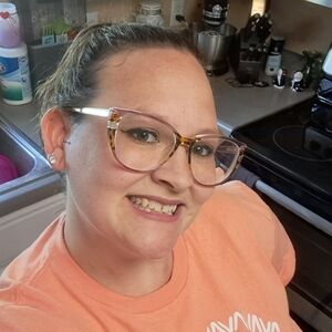 Meet your Posher, Tiffany